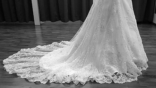 Teemme kaikkea puvuista peittoihin